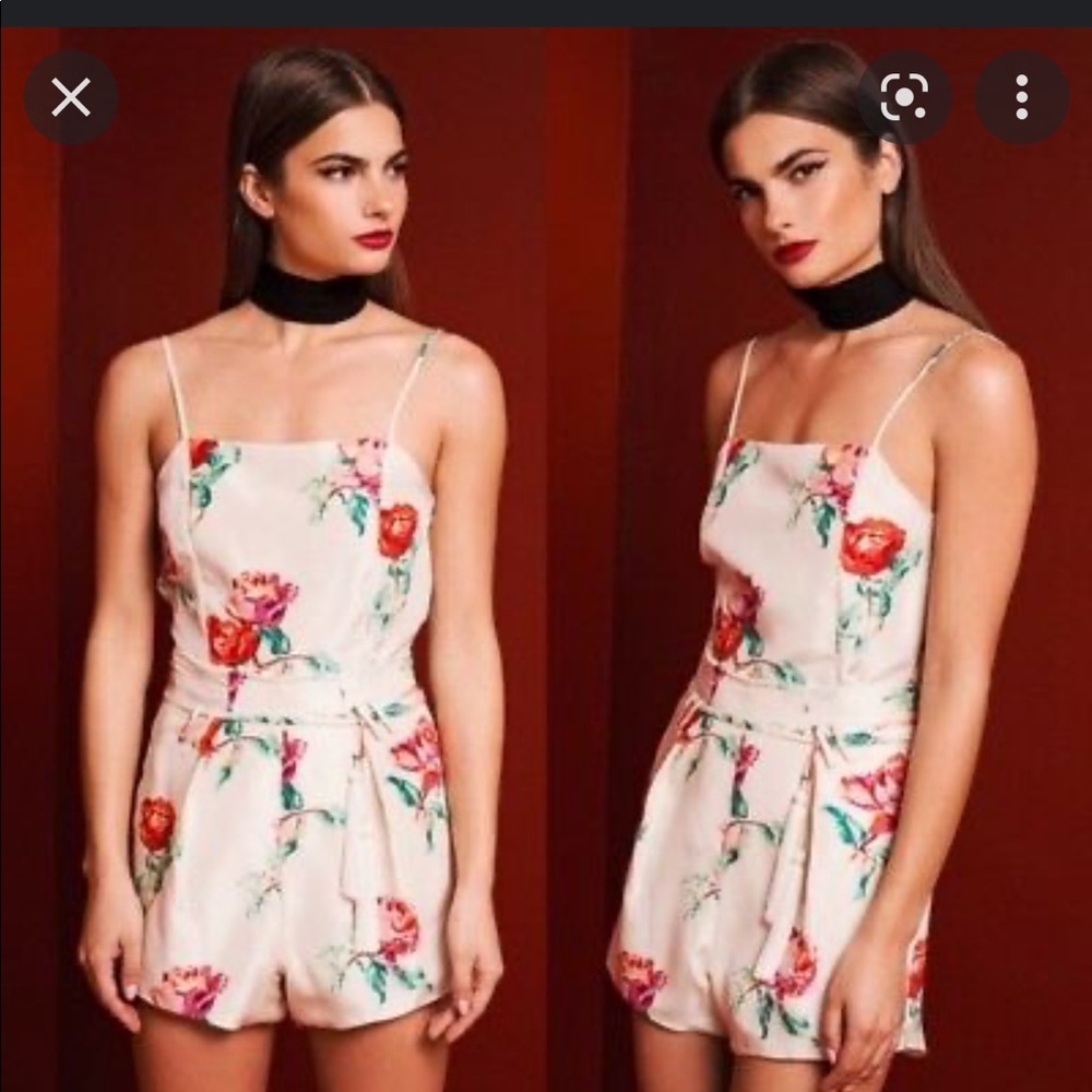 Stone cold fox kissy tank top size 3